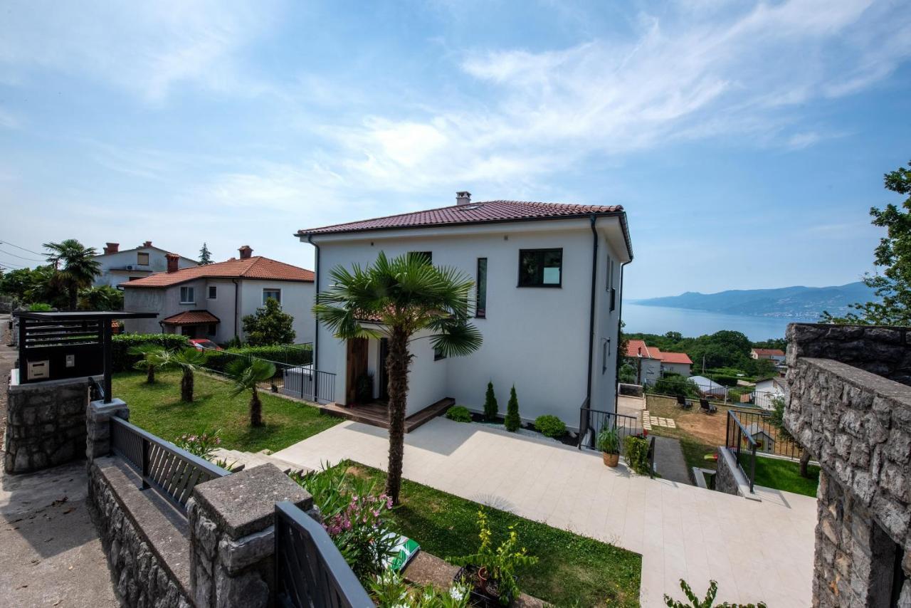 Apartments Alba Chiara Kastav Bagian luar foto