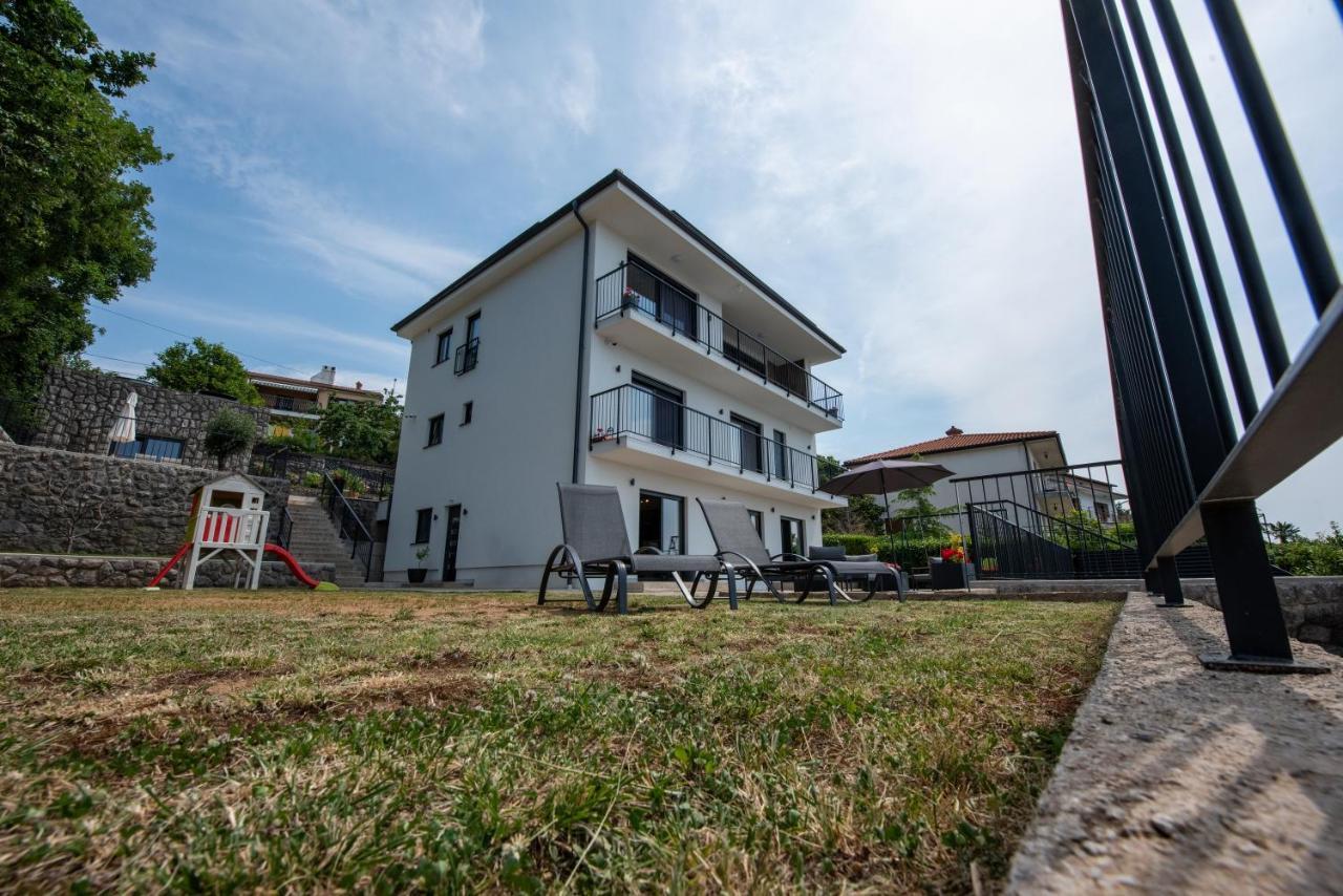Apartments Alba Chiara Kastav Bagian luar foto